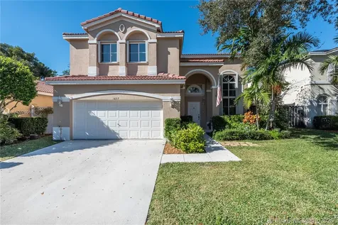 1657 SW 108th Way Davie FL 33324