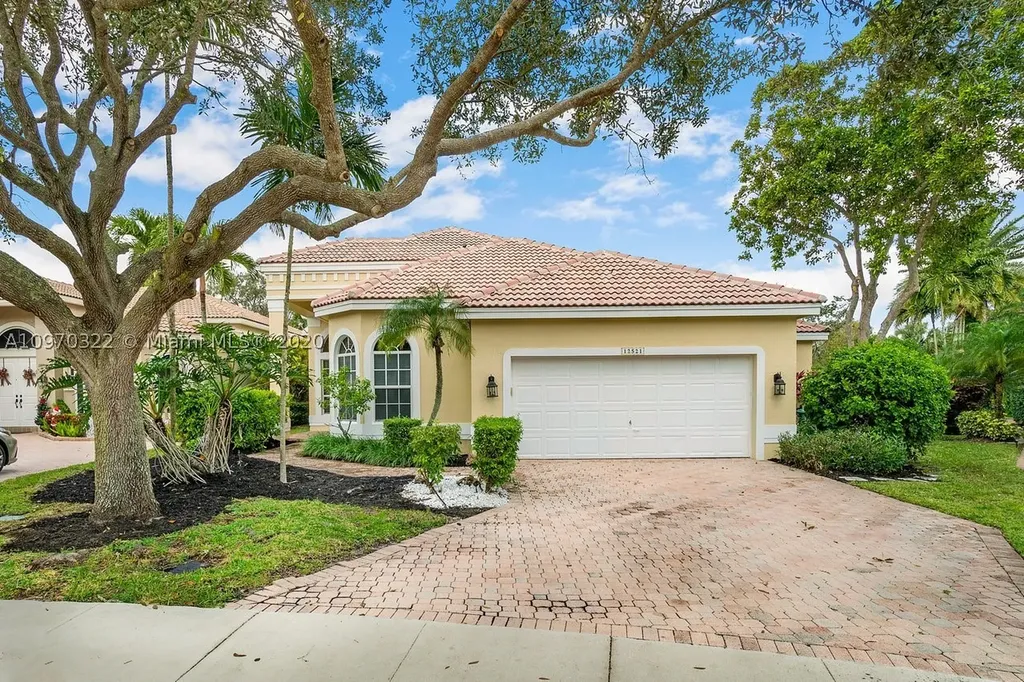12521 NW 60th Place Coral Springs FL 33076