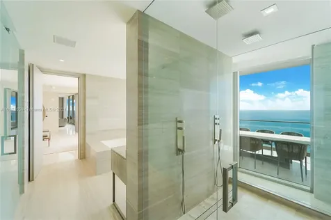 18975 Collins Avenue Sunny Isles Beach FL 33160