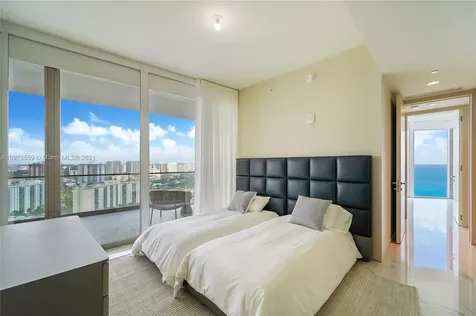18975 Collins Avenue Sunny Isles Beach FL 33160