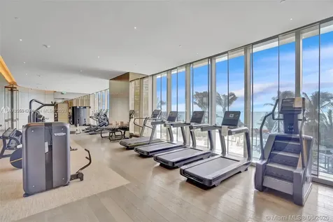 18975 Collins Avenue Sunny Isles Beach FL 33160