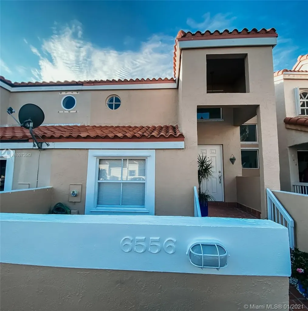 6556 SW 132nd Court Circle Miami FL 33183