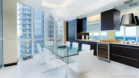 15811 Collins Avenue Sunny Isles Beach FL 33160