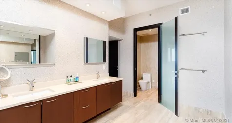 15811 Collins Avenue Sunny Isles Beach FL 33160