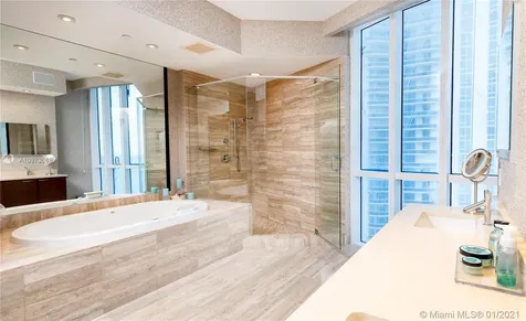 15811 Collins Avenue Sunny Isles Beach FL 33160