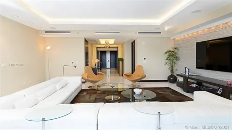15811 Collins Avenue Sunny Isles Beach FL 33160