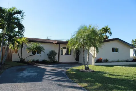 2601 NW 87th Lane Sunrise FL 33322