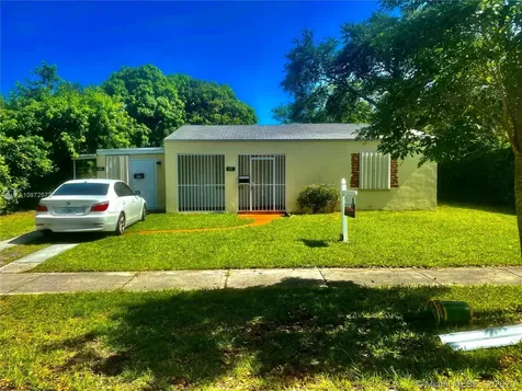 951 NE 141st Street North Miami FL 33161