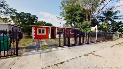 1869 NW 83rd Terrace Miami FL 33147