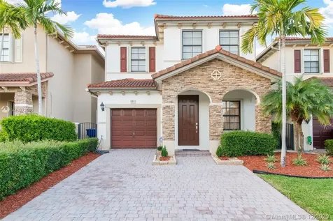 8883 SW 227th Terrace Cutler Bay FL 33190