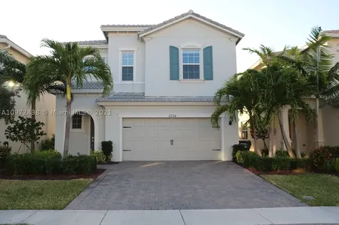 1054 Banyan Drive Hollywood FL 33021