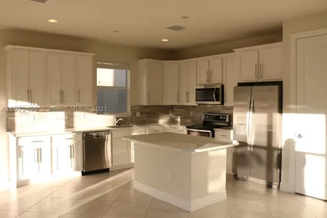 1054 Banyan Drive Hollywood FL 33021
