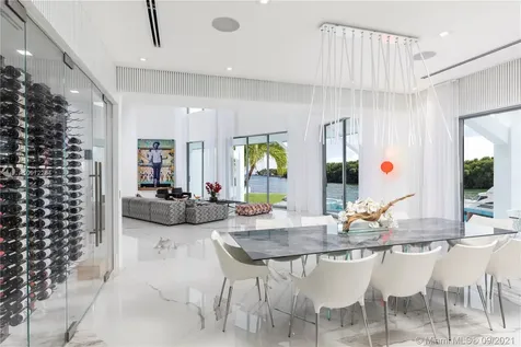 6946 Sunrise Court Coral Gables FL 33133