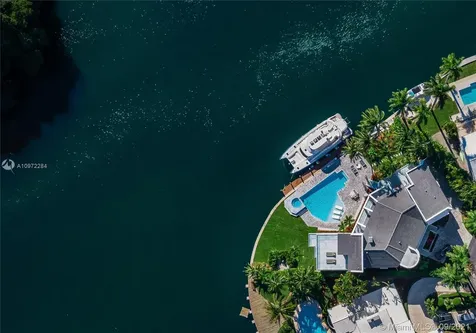 6946 Sunrise Court Coral Gables FL 33133