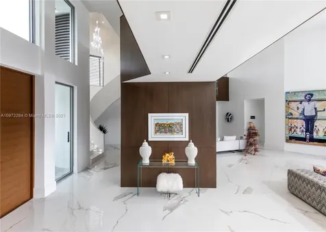 6946 Sunrise Court Coral Gables FL 33133
