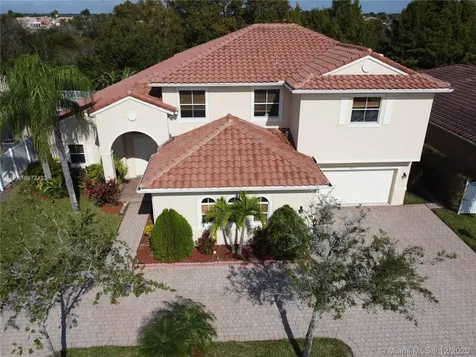 18923 SW 7th Street Pembroke Pines FL 33029
