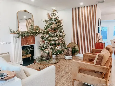 2263 SW 21st Street Miami FL 33145