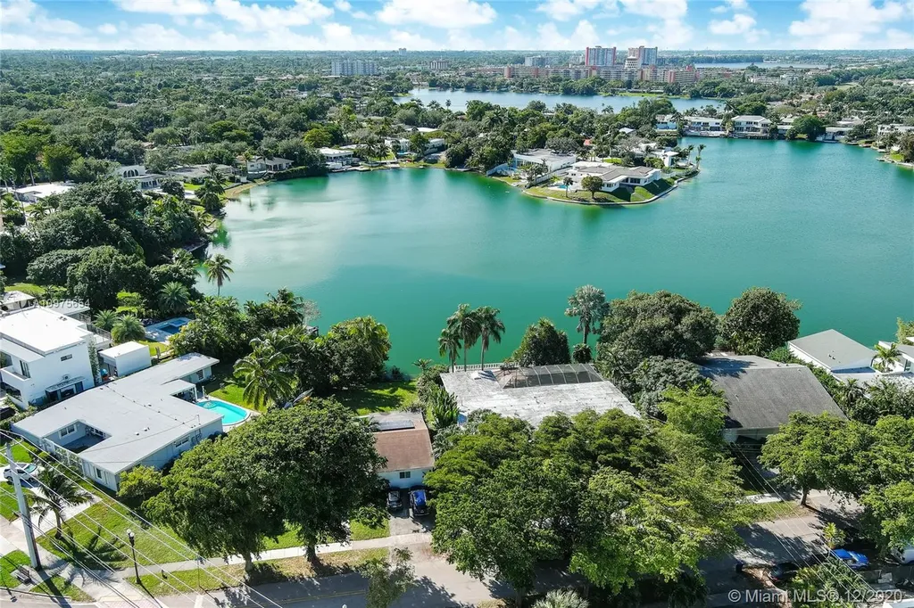 19360 NE 22nd Road North Miami Beach FL 33179