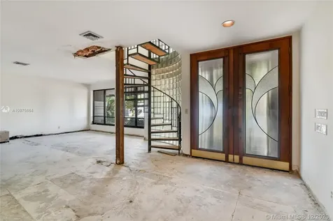 513 Oleander Drive Hallandale Beach FL 33009