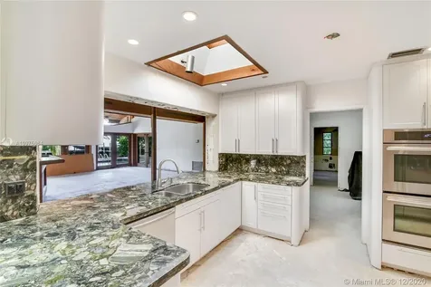 513 Oleander Drive Hallandale Beach FL 33009