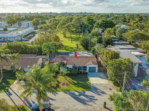2709 NE 17th Terrace Wilton Manors FL 33334
