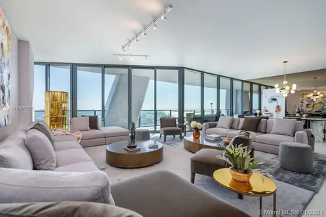 1000 Biscayne Boulevard Miami FL 33132