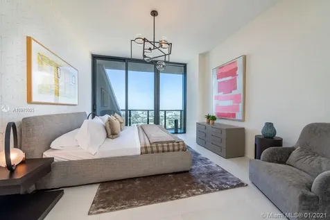 1000 Biscayne Boulevard Miami FL 33132