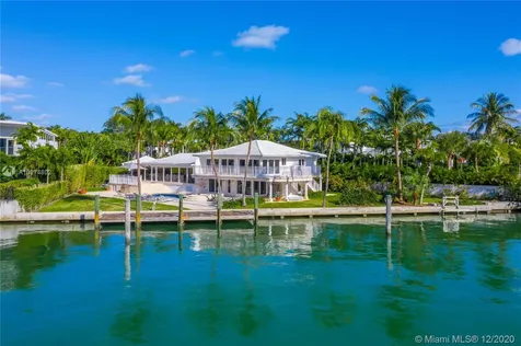 425 W Mashta Drive Key Biscayne FL 33149