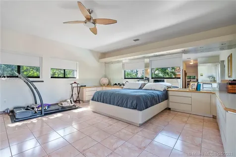 1701 NE 198th Terrace Miami FL 33179