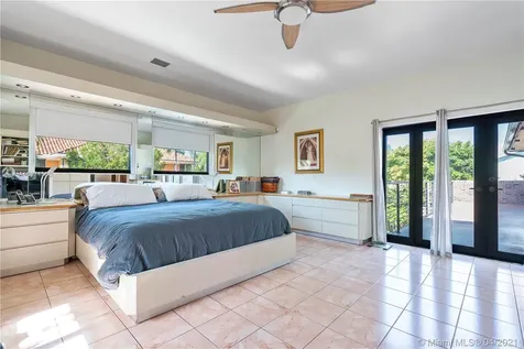 1701 NE 198th Terrace Miami FL 33179