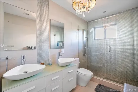 1701 NE 198th Terrace Miami FL 33179