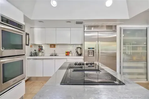1701 NE 198th Terrace Miami FL 33179