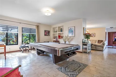1701 NE 198th Terrace Miami FL 33179