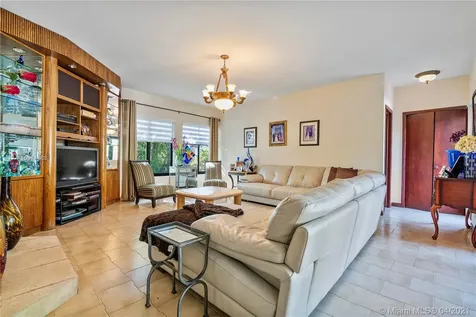 1701 NE 198th Terrace Miami FL 33179