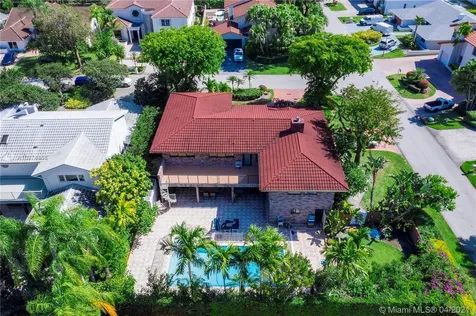 1701 NE 198th Terrace Miami FL 33179