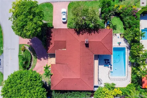 1701 NE 198th Terrace Miami FL 33179