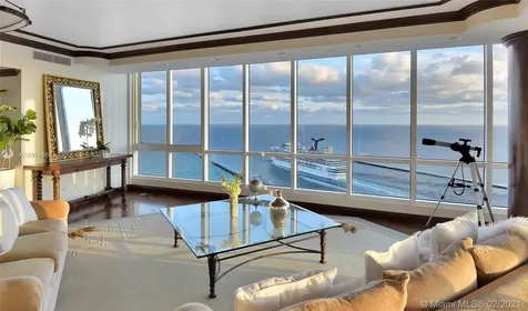 100 S Pointe Drive Miami Beach FL 33139