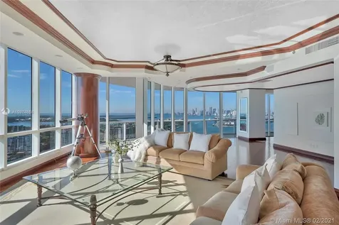 100 S Pointe Drive Miami Beach FL 33139