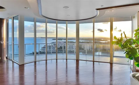 100 S Pointe Drive Miami Beach FL 33139