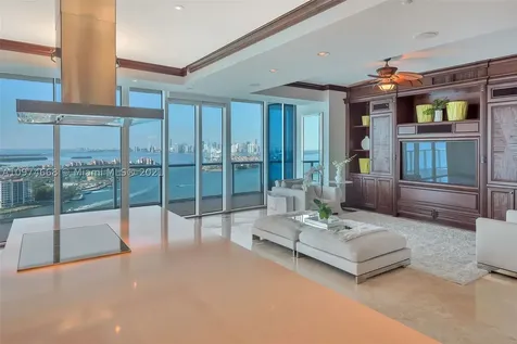 100 S Pointe Drive Miami Beach FL 33139