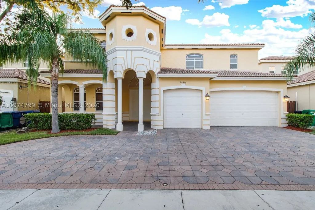 20436 SW 89th Avenue Cutler Bay FL 33189
