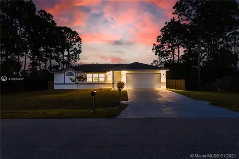 453 Town Road SW Palm Bay FL 32908