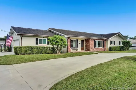 7365 SW 142nd Terrace Palmetto Bay FL 33158