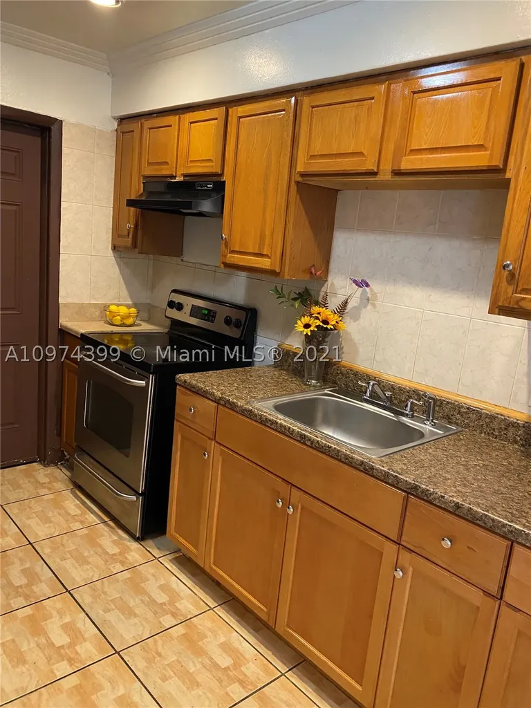 825 S 62nd Avenue Hollywood FL 33023