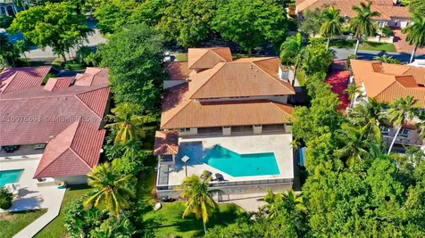 7125 Los Pinos Boulevard Coral Gables FL 33143