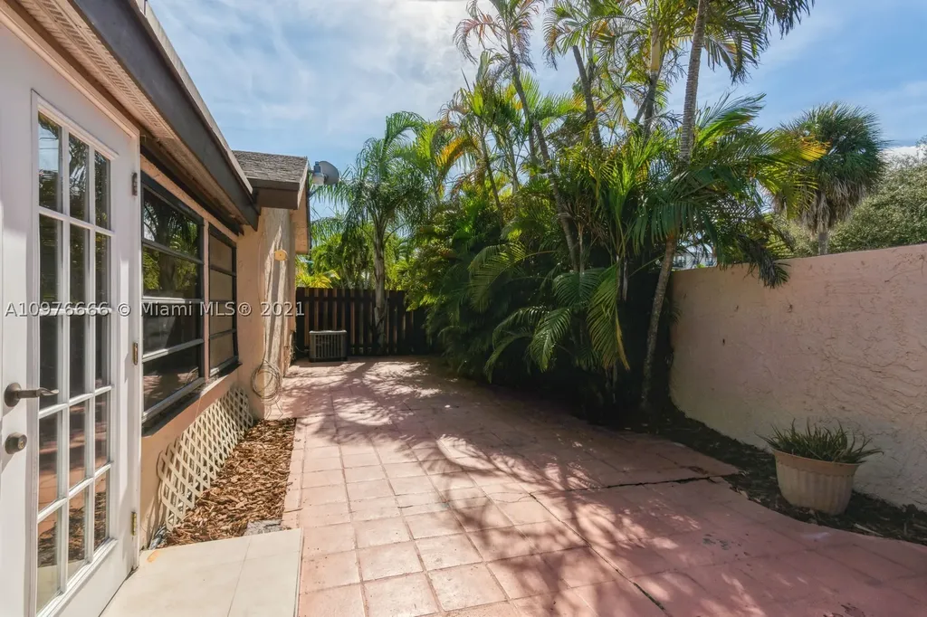 12968 SW 91st Place Miami FL 33176