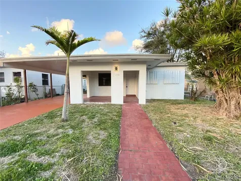 2835 NW 88th Street Miami FL 33147