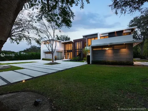 9121 SW 62 Court Pinecrest FL 33156