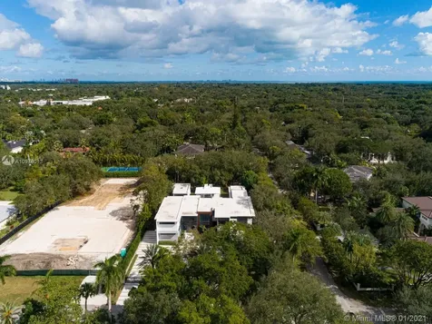 9121 SW 62 Court Pinecrest FL 33156