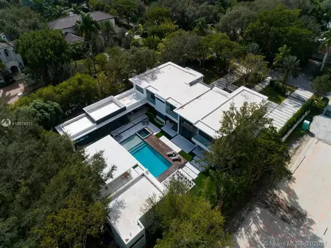 9121 SW 62 Court Pinecrest FL 33156